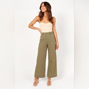NWT Petal & Pup Lawrence Wide Leg Pant Size 10
